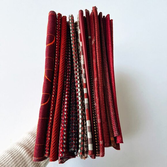 20 Designer Upholstery Fabric Remnants Red | Quilting Squares Craft Textile - Picture 1 of 8